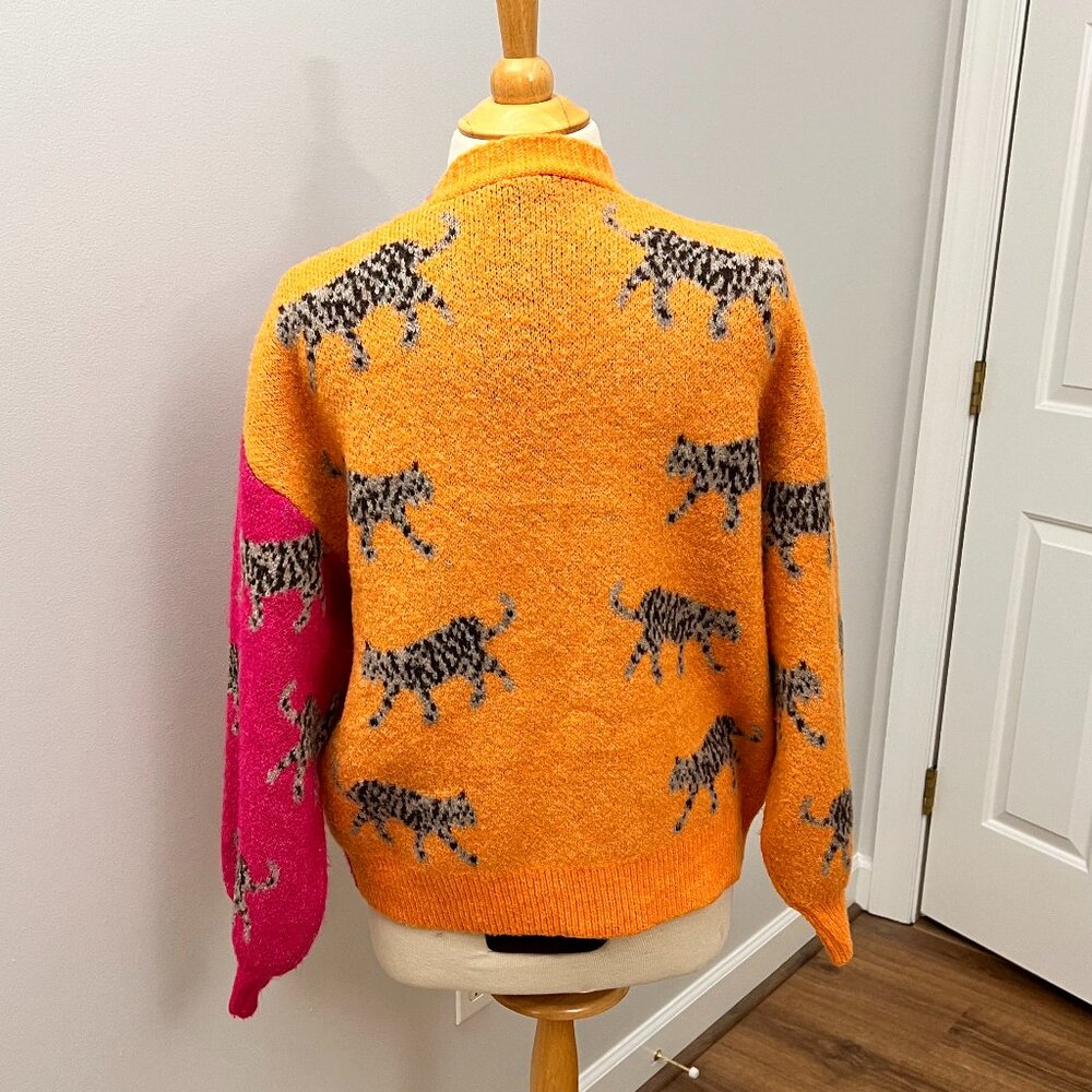 Bibi Cheetah Tiger Animal Cozy Bright Pink Orange Cardigan Sz S - Picture 3 of 11